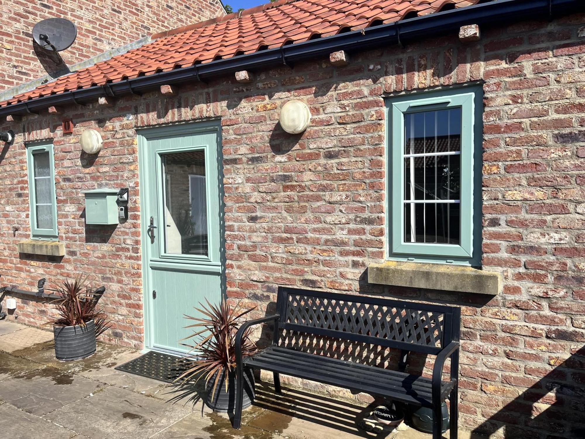 Cosy Village Location - One Bedroom Barn Barmston Екстериор снимка